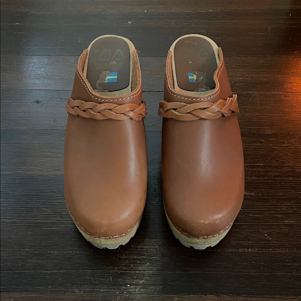 MIA Chestnut Leather Clogs